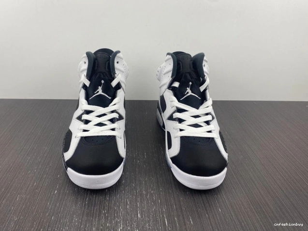 6 Jordan Retro 384664-101 Oreo 1105